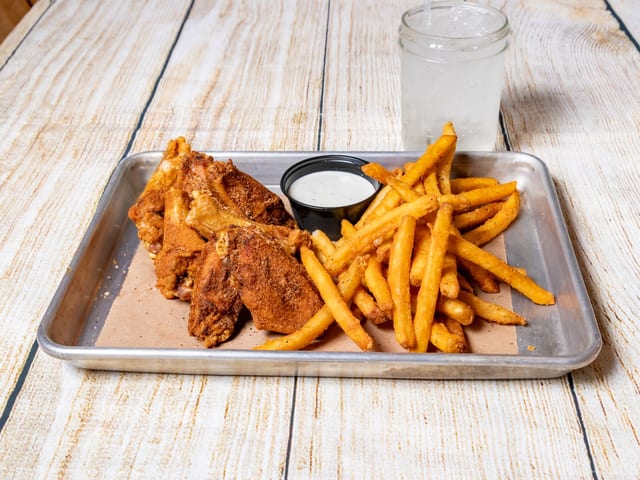 Smokehouse Rub Wings (8).